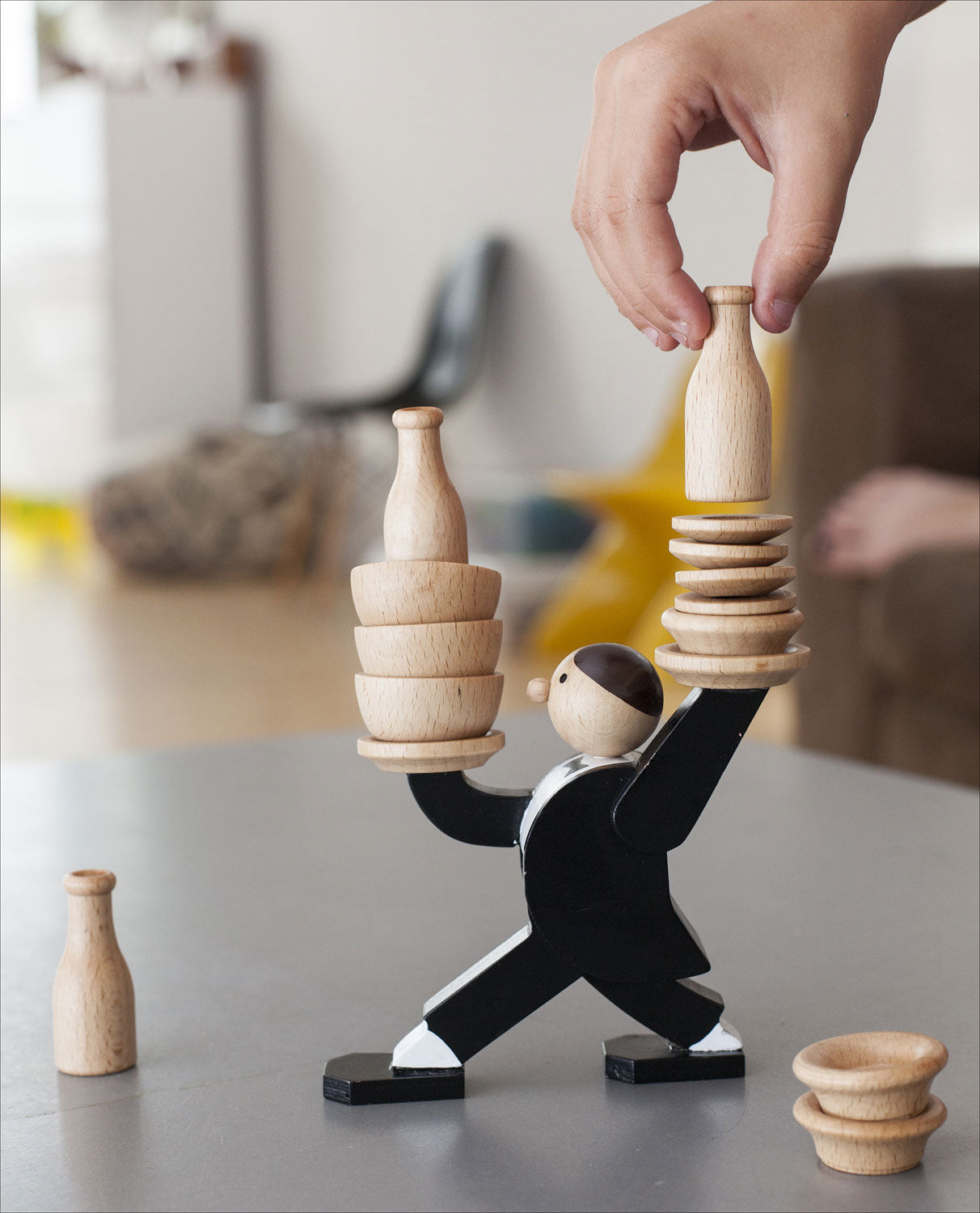 Don’t tip the waiter. Geschicklichkeitsspiel.