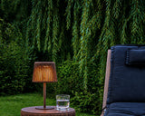 Lumen Tischleuchte Solar mocca